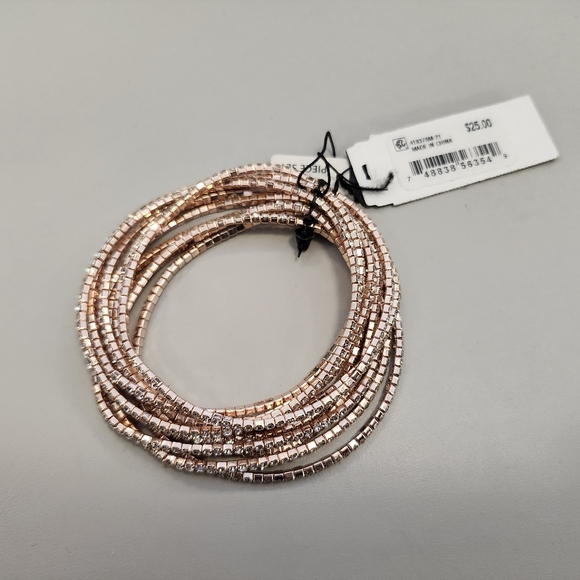 NWT Guess Rose Gold-Tone Pink Crystal-Embellished Stretch Bracelet Set - Picture 4 of 4